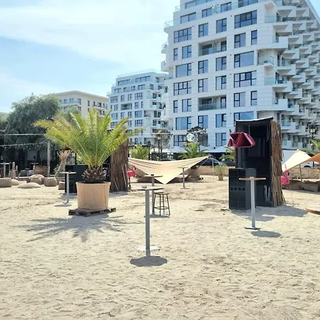Apartament Coco De Mer In Infinity Pool & Spa Resort Năvodari