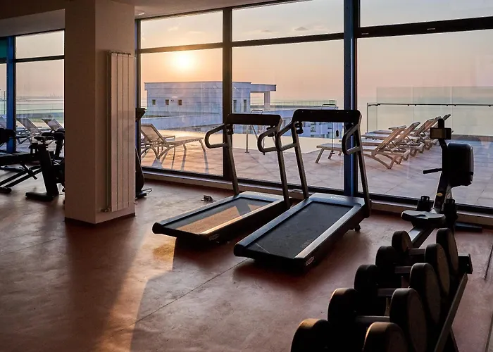 Boho Waves - Infinity Pool & Năvodari