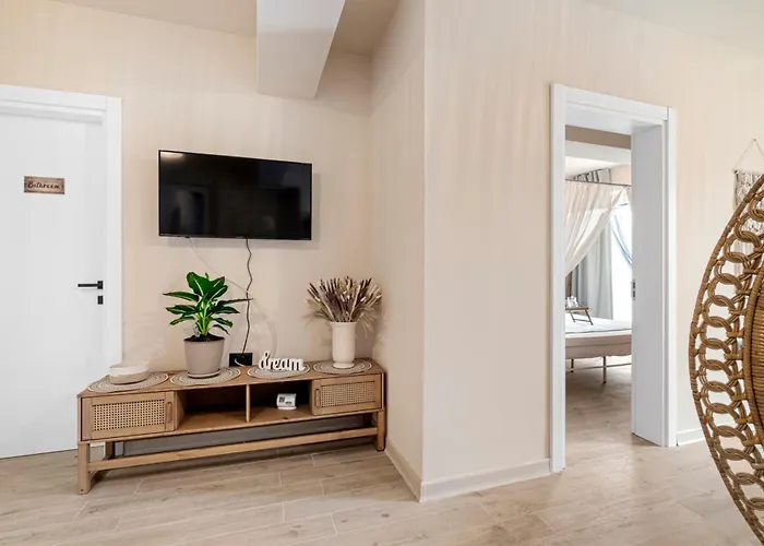 Apartman Boho Waves - Infinity Pool & Năvodari