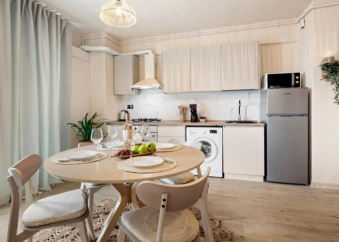 Boho Waves - Infinity Pool & *