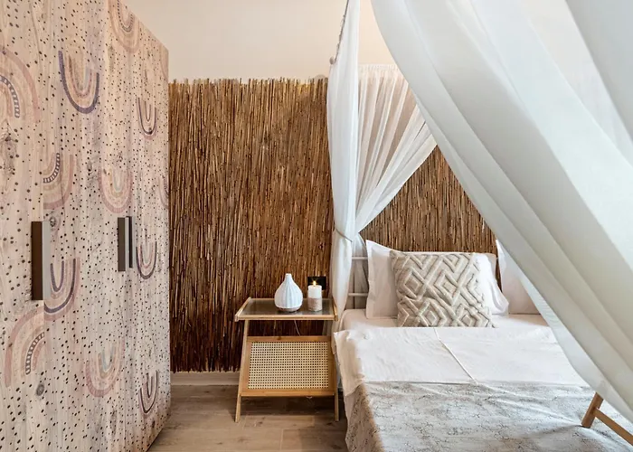 Boho Waves - Infinity Pool & *