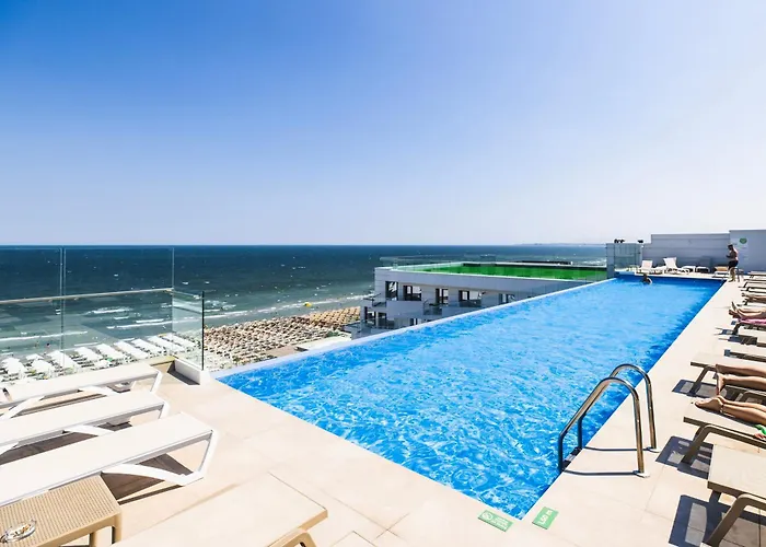 Boho Waves - Infinity Pool & Apartman Năvodari