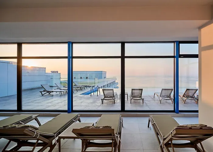 Boho Waves - Infinity Pool & Năvodari